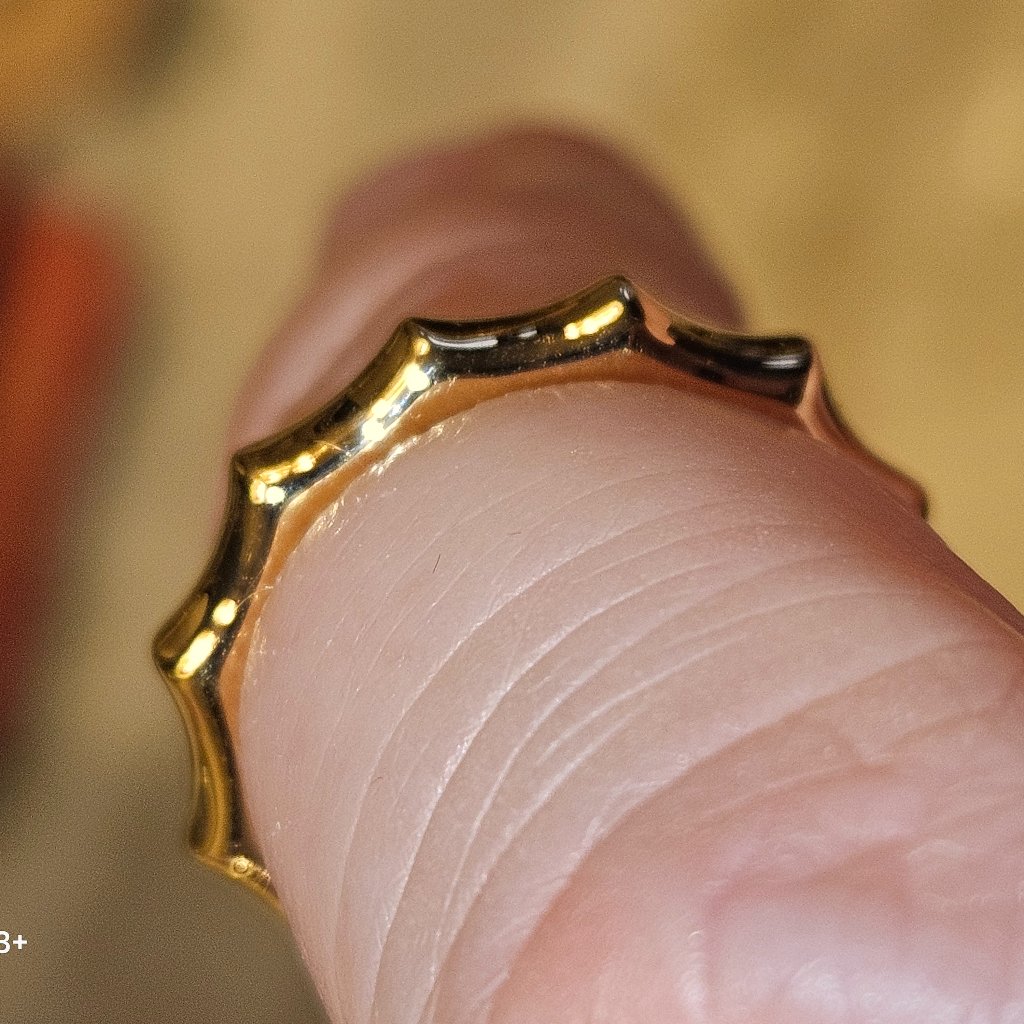Monica Rich Kosann Happiness Sun Poesy Stackable 18k Yellow Gold Ring 3 — image 7 of 8